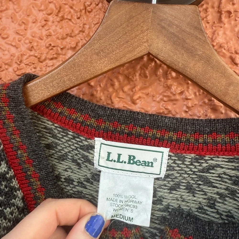 Vintage 90s L.L. Bean Fair Isle Silver Clasp Cardigan Sweater Medium Wool - Picture 2 of 6